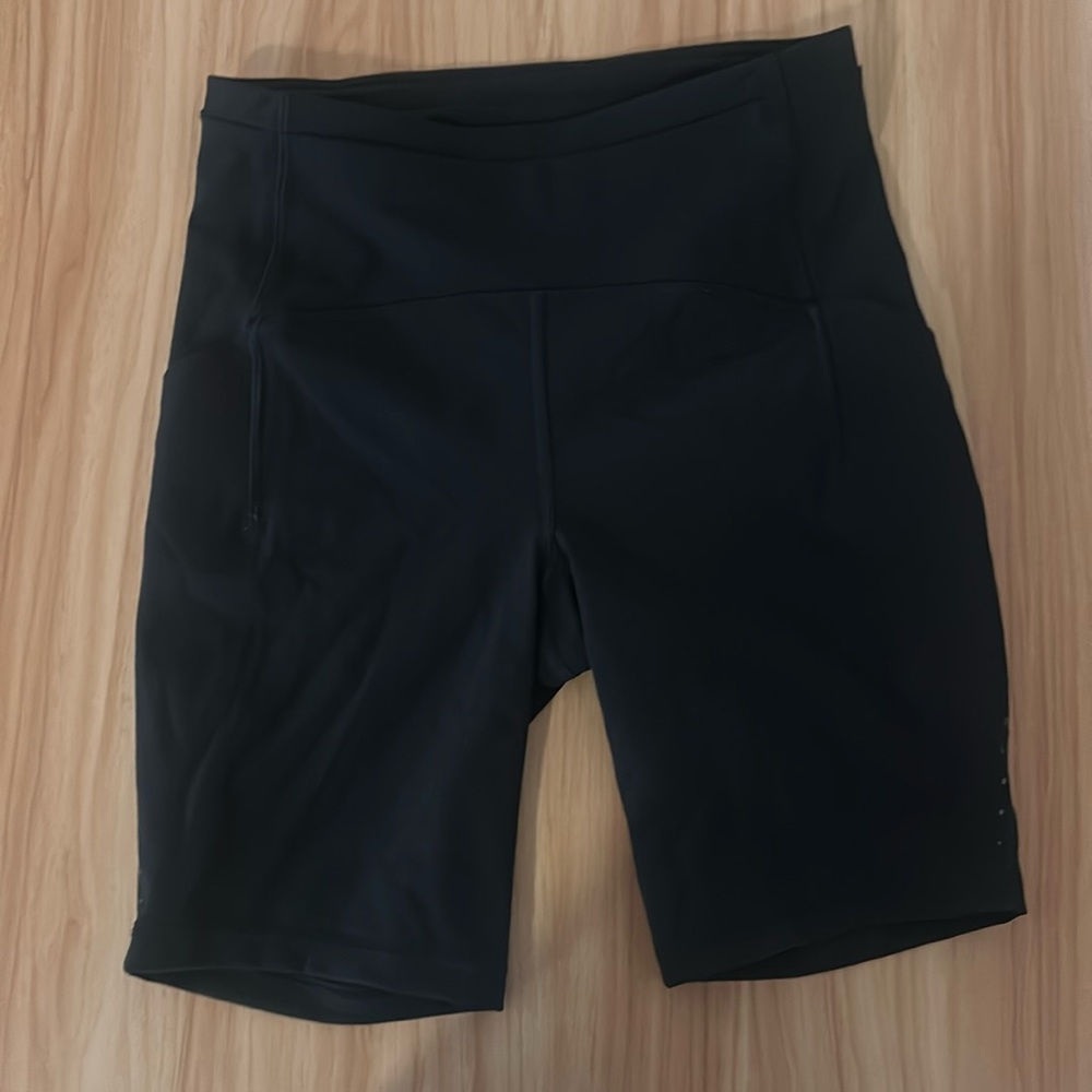 Lululemon Fast and Free High-Rise Biker Short 6" Women's Size 6